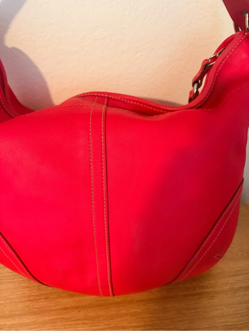 Vintage Y2K Coach Red Medium Soho Hobo Style 3651